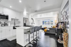 MLS# F10555671, Hollywood, Florida 33020