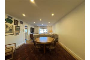 9 19th Court, Wilton Manors, FL 33305 - MLS#F10555690