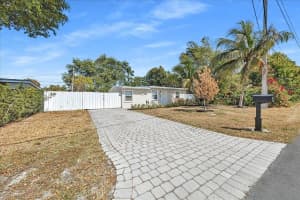 305 8th Street, Pompano Beach, FL 33060 - MLS#F10555695