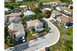 601 Lakeshore Terrace, Davie, FL 33325 - MLS#F10555750