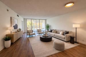 605 Oaks Drive, Pompano Beach, FL 33069 - MLS#F10555781