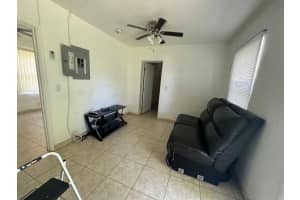 713 3rd Street, Hallandale Beach, FL 33009 - MLS#F10555786