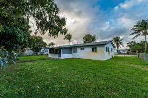 241 20th Street, Riviera Beach, FL 33404 - MLS#F10555795