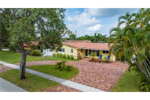 907 12th Avenue, Deerfield Beach, FL 33441 - MLS#F10555806