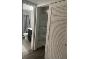 698 Spanish River Boulevard, Boca Raton, FL 33431 - MLS#F10555864