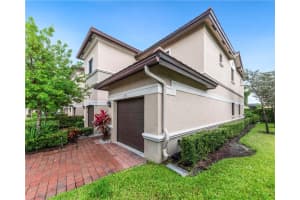 4230 Dixie Highway, Oakland Park, FL 33334 - MLS#F10555879