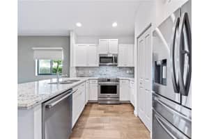 4230 Dixie Highway, Oakland Park, FL 33334 - MLS#F10555879