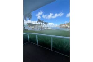 2841 163 Street, North Miami Beach, FL 33160 - MLS#F10555880