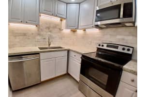 4164 Inverrary Drive, Lauderhill, FL 33319 - MLS#F10555884