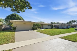 1430 73 Avenue, Plantation, FL 33313 - MLS#F10555900