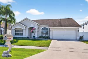 2 Meadows Park Lane, Boynton Beach, FL 33436 - MLS#F10555908