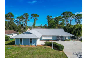 210 Crosspoint Drive, Port Saint Lucie, FL 34983 - MLS#F10555913