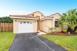 8260 44th Court, Davie, FL 33328 - MLS#F10555926