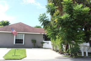 620 Oak Street, Boynton Beach, FL 33435 - MLS#F10555953