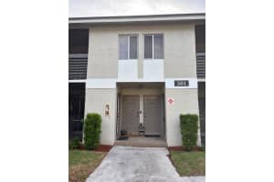 501 Gardens Drive, Pompano Beach, FL 33069 - MLS#F10555980