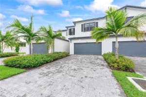 MLS# F10556010, Dania Beach, Florida 33312