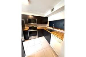 3082 Oakland Forest Drive, Oakland Park, FL 33309 - MLS#F10556057