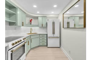 3300 36th Street, Fort Lauderdale, FL 33308 - MLS#F10556069