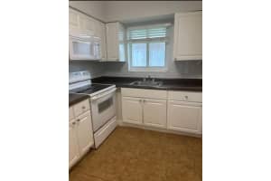 332 2nd Place, Pompano Beach, FL 33060 - MLS#F10556100