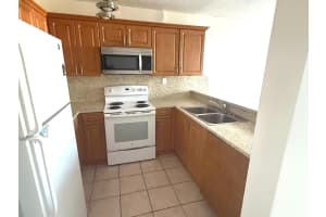 8075 7th Street, Miami, FL 33126 - MLS#F10556101