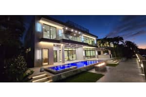 2441 48th Court, Lighthouse Point, FL 33064 - MLS#F10556119