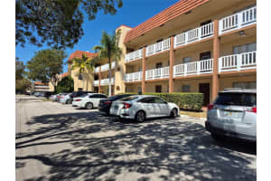 8891 Sunrise Lakes Boulevard, Sunrise, FL 33322 - MLS#F10556174