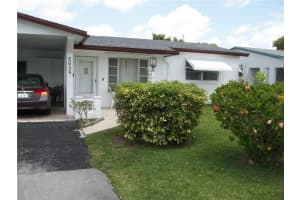 5039 42 Street, Lauderdale Lakes, FL 33319 - MLS#F10556208