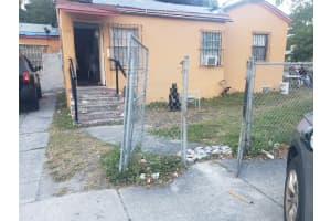 6400 Nw Miami Place, Miami, Fl 33150, Miami