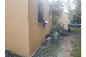 6400 Miami Place, Miami, FL 33150 - MLS#F10556219