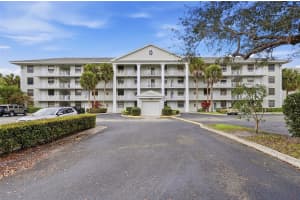 1717 Whitehall Drive, Davie, FL 33324 - MLS#F10556221