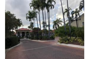 18352 68th Avenue, Hialeah, FL 33015 - MLS#F10556237