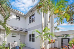 801 16th Court, Fort Lauderdale, FL 33316 - MLS#F10556242