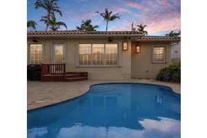 8934 Emerson Avenue, Bay Harbor Islands, FL 33154 - MLS#F10556250