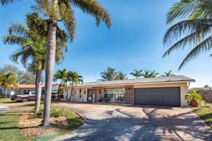 741 97th Terrace, Pembroke Pines, FL 33024 - MLS#F10556267