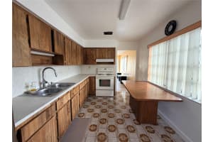 18 13th Street, Dania Beach, FL 33004 - MLS#F10556277