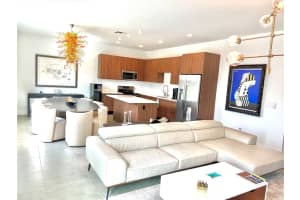 1047 34th Court, Fort Lauderdale, FL 33334 - MLS#F10556315