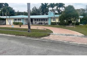 707 N Northlake Drive, Hollywood, Fl 33019, Hollywood