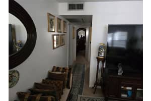 551 135 Avenue, Pembroke Pines, FL 33027 - MLS#F10556507