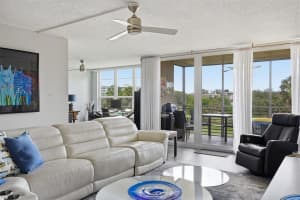 3850 Oaks Clubhouse Drive, Pompano Beach, FL 33069 - MLS#F10556528