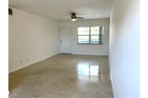 270 40th Street, Oakland Park, FL 33334 - MLS#F10556545