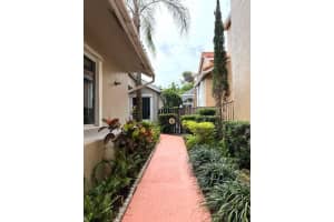 10110 5th Street, Plantation, FL 33324 - MLS#F10556575
