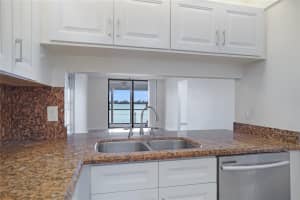 109 Lake Emerald Drive, Oakland Park, FL 33309 - MLS#F10556581