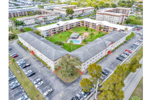 5300 Washington Street, Hollywood, FL 33021 - MLS#F10556732