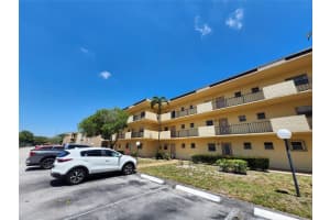 301 Cambridge Road, Hollywood, FL 33024 - MLS#F10556823