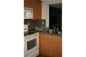 1915 Brickell Avenue, Miami, FL 33129 - MLS#F1143183