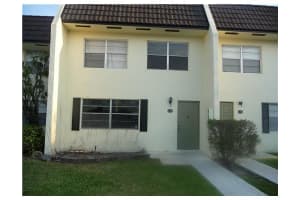9050 NW 28th St, Coral Springs, FL 33065, Sold 03/28/13