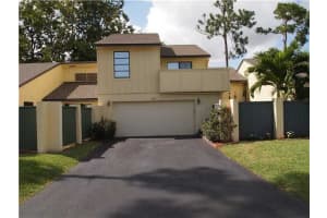 653 Spinnaker Ct, Wellington, FL 33414, Sold 02/18/13