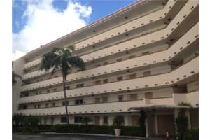 390 N Federal Hwy, Deerfield Beach, FL 33441, Sold 02/15/13