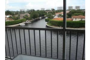 390 N Federal Hwy, Deerfield Beach, FL 33441, Sold 01/02/13