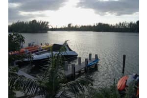 4020 N Ocean Dr, Hollywood, FL 33019, Sold 03/04/13